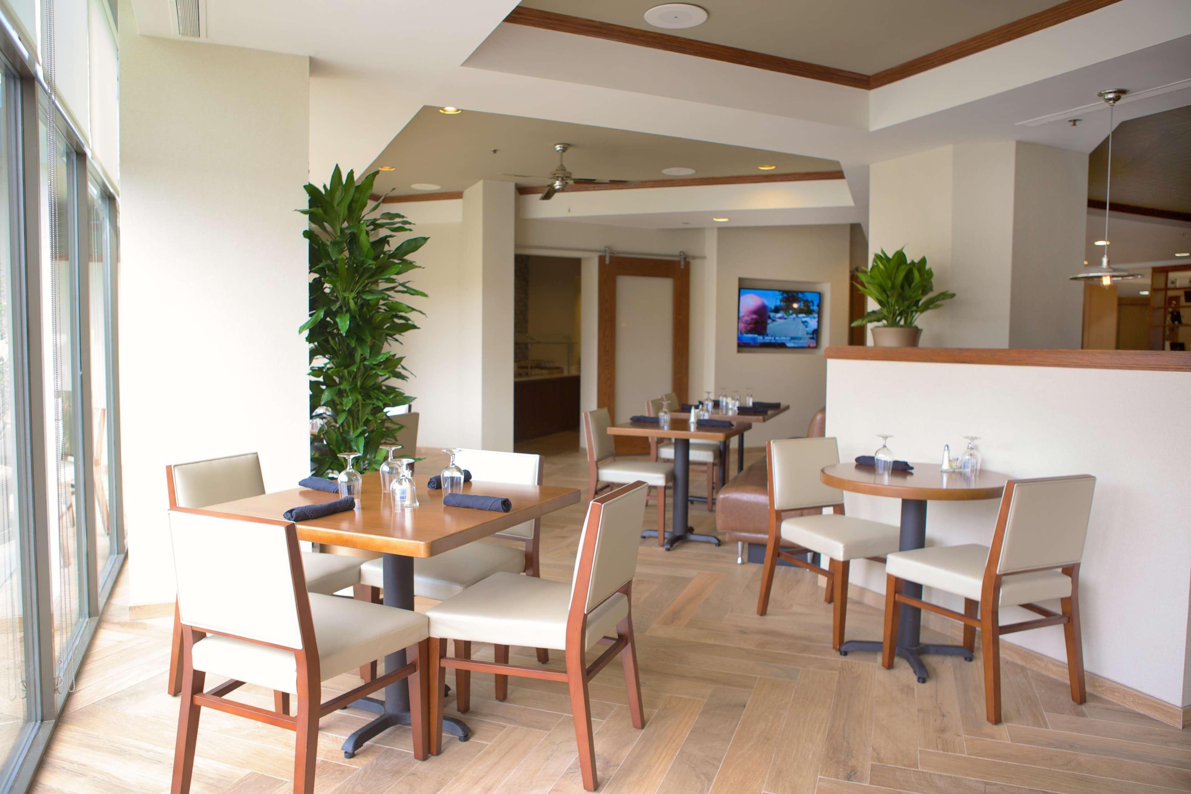 Doubletree Suites By Hilton Raleigh-Durham Exterior photo