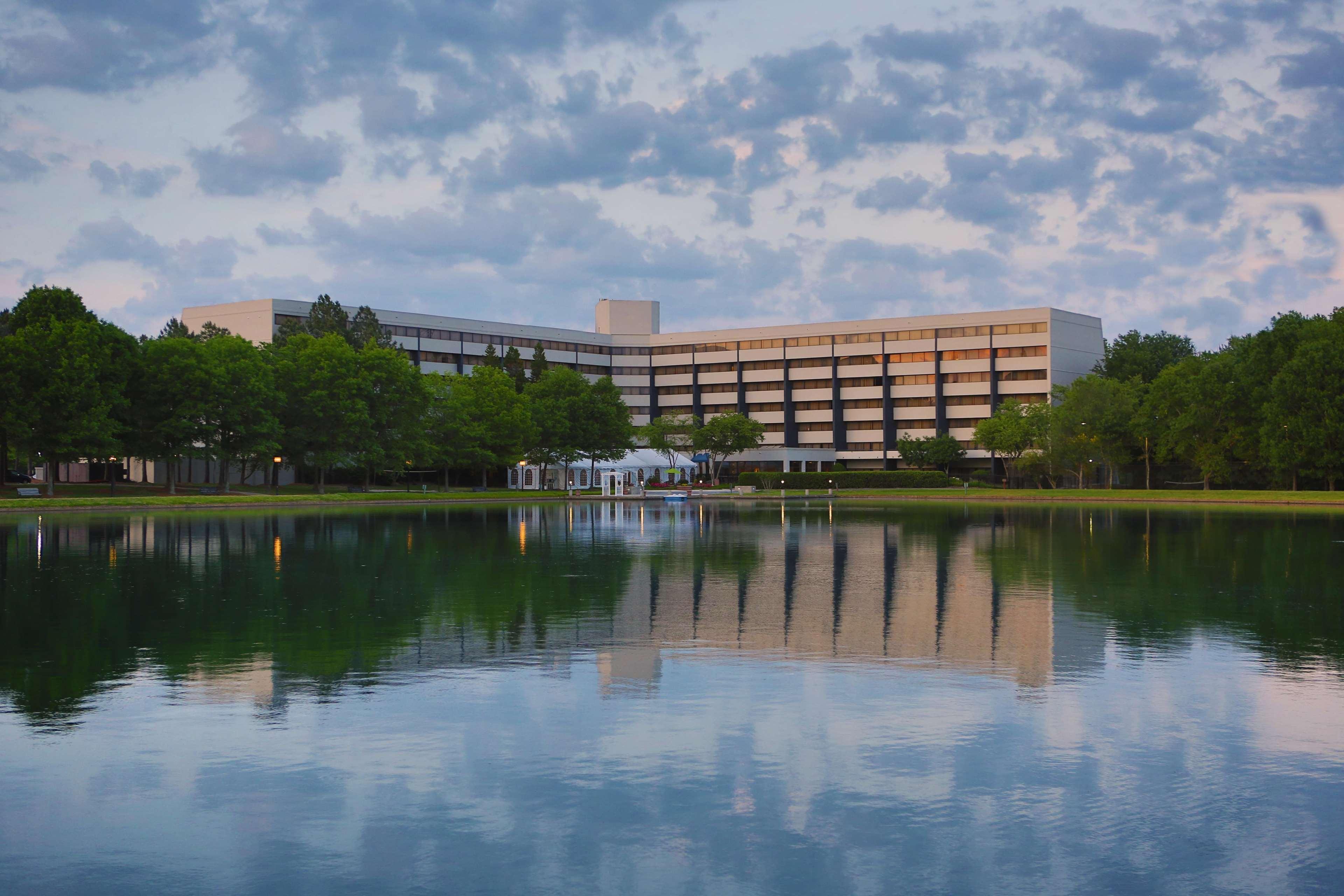 Doubletree Suites By Hilton Raleigh-Durham Exterior photo
