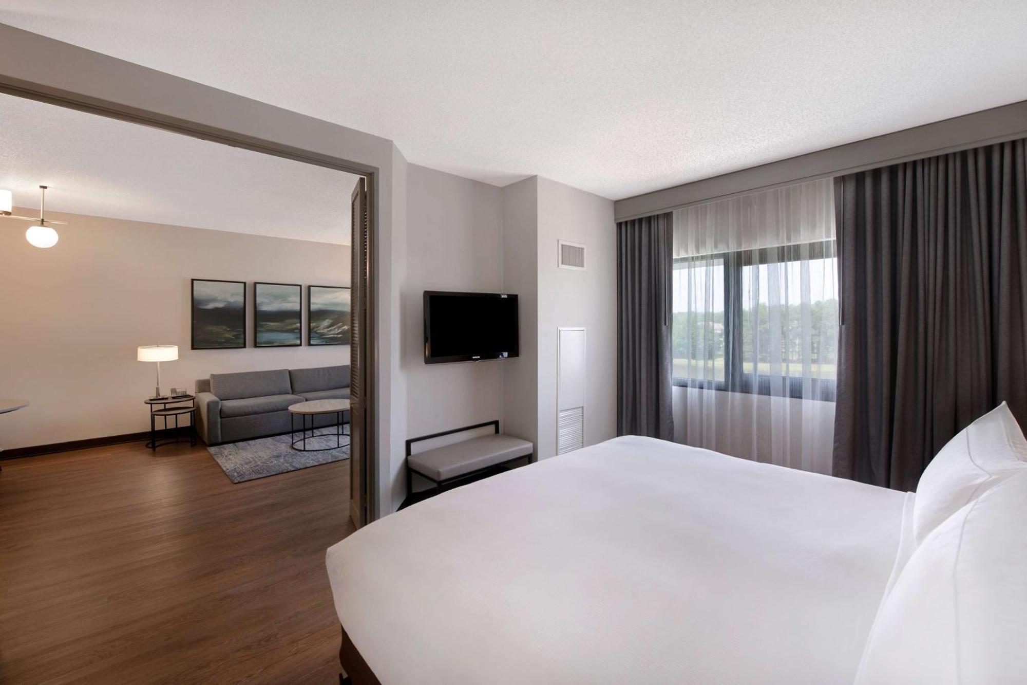 Doubletree Suites By Hilton Raleigh-Durham Exterior photo